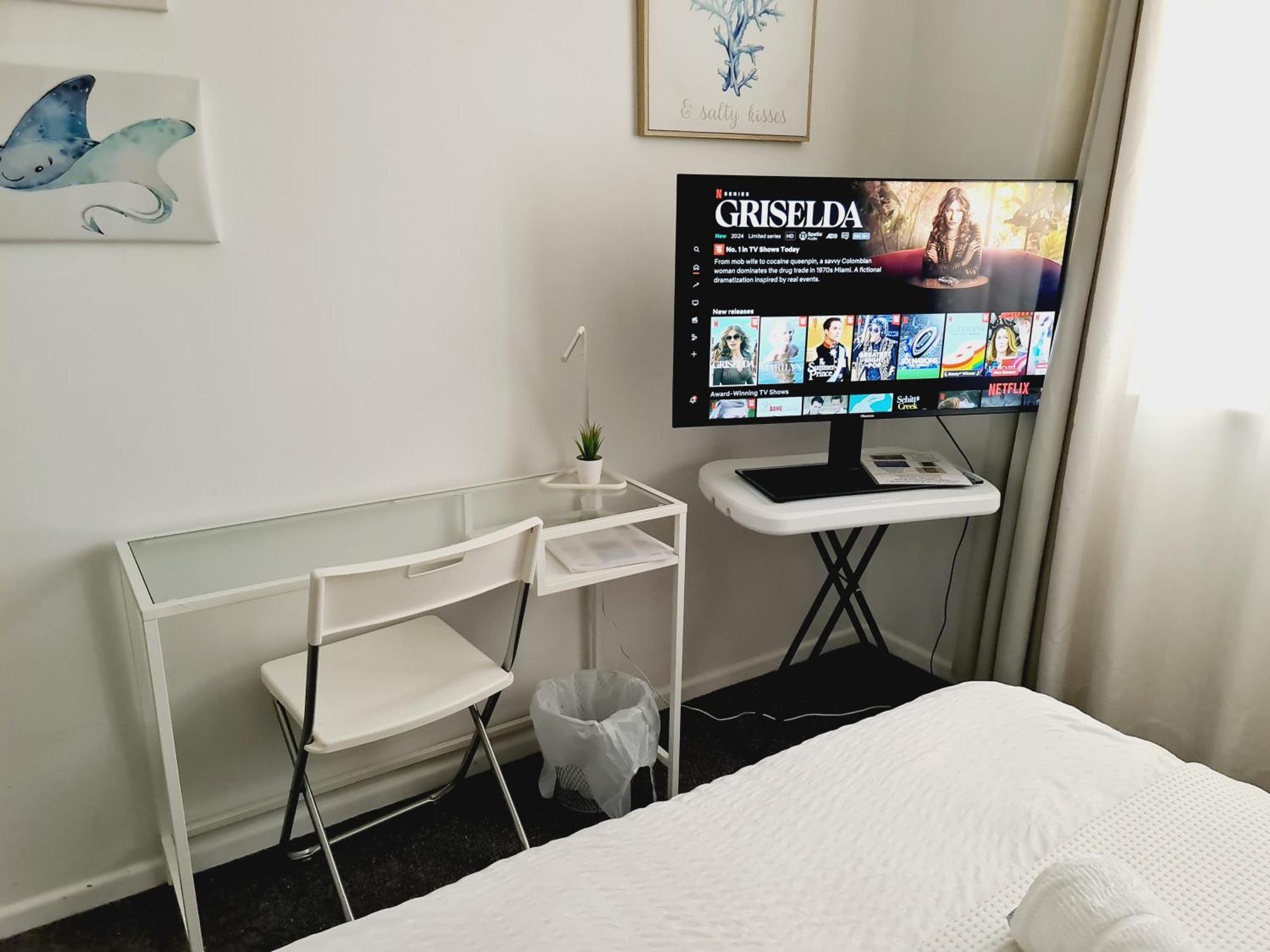 Amazing City Location-Private Room In A Share House-2 Rooms Available!!  Brisbane, Australia — book Homestay, 2024 Prices